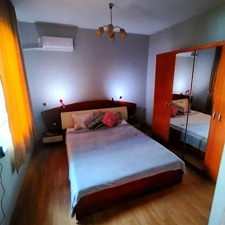Garden Retreat * Varna
